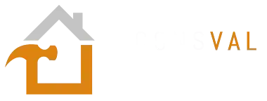 Un logotipo para una empresa constructora con una casa y un martillo.