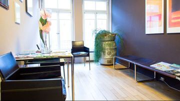 Wartebereich - Zahnarztpraxis Nienhaus Jan und Kimberley