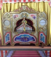 Kretz Karusselle GmbH | Nostalgiekarusselle | Sportkarusselle | Attraktionen | Schongau - Schongau