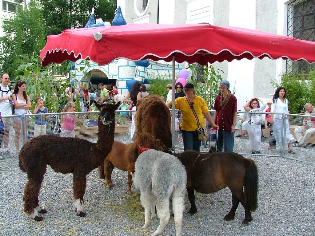 Mobiler Streichelzoo - Kretz Karusselle GmbH - Schongau