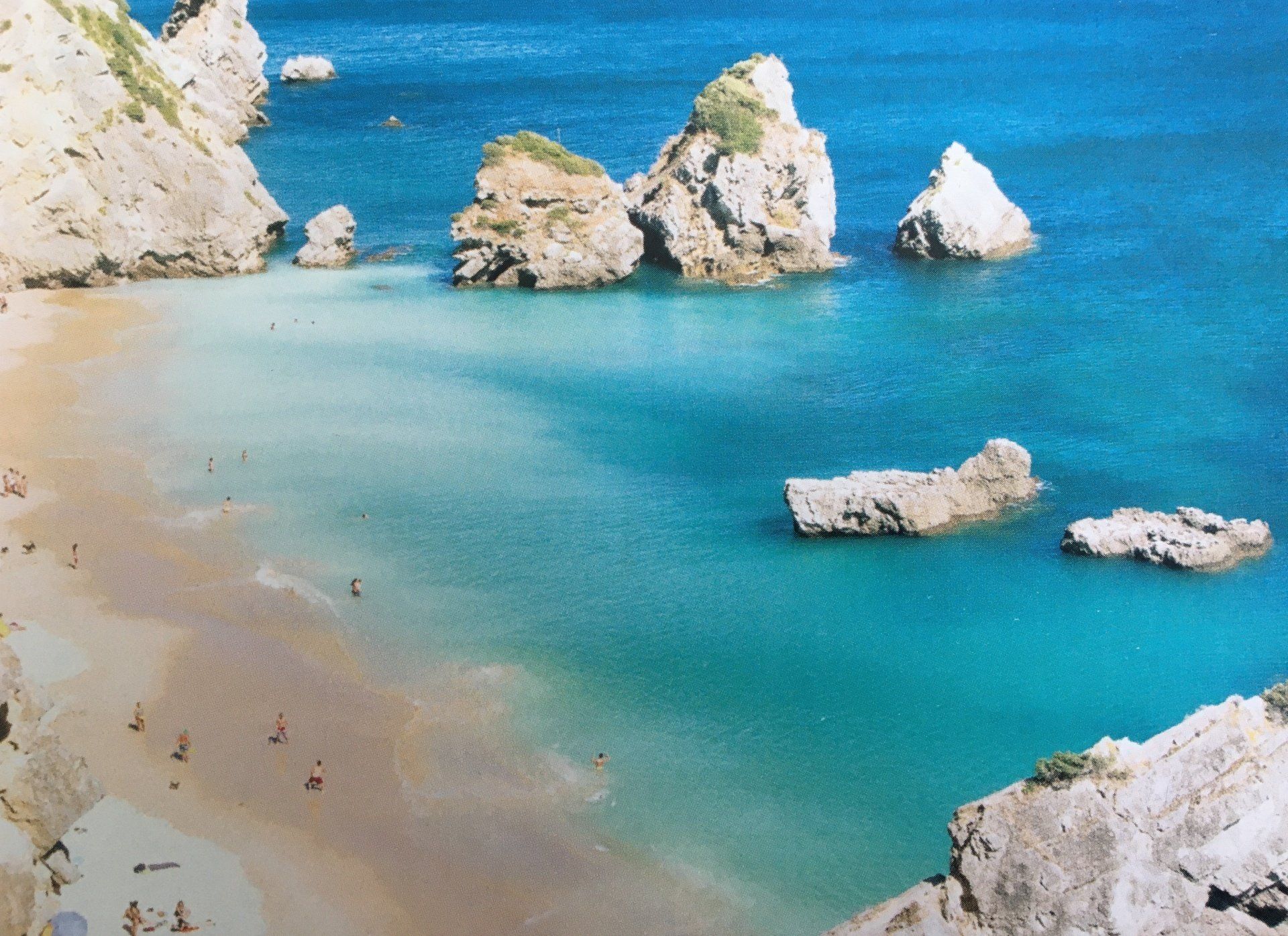 Wide view water side holiday home