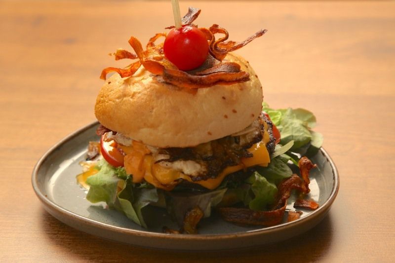 Café, Bar & Restaurant Libelle Burger