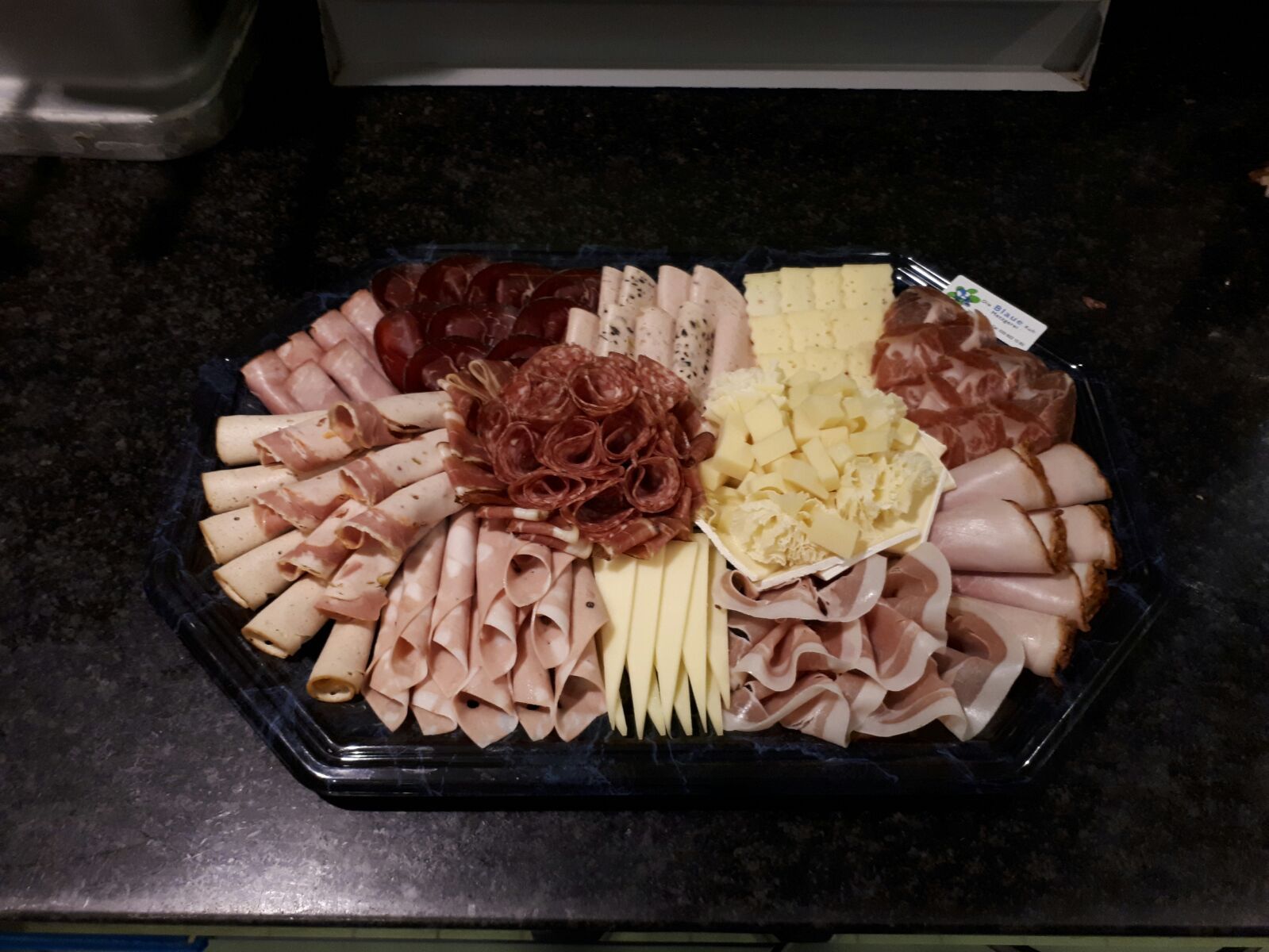 Fleisch- und Käseplatte - Metzgerei Die Blaue Kuh