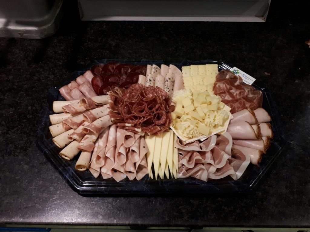Fleisch- und Käseplatte - Metzgerei Die Blaue Kuh