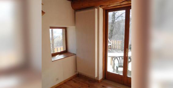 Radiateur-panneau vertical