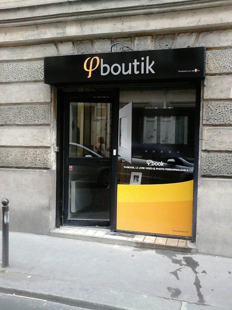 Conception+et+pose+de-cor+enseigne+fac-ade+Enseignes+marquage+adhesifs+impression+sticker+serigraphie