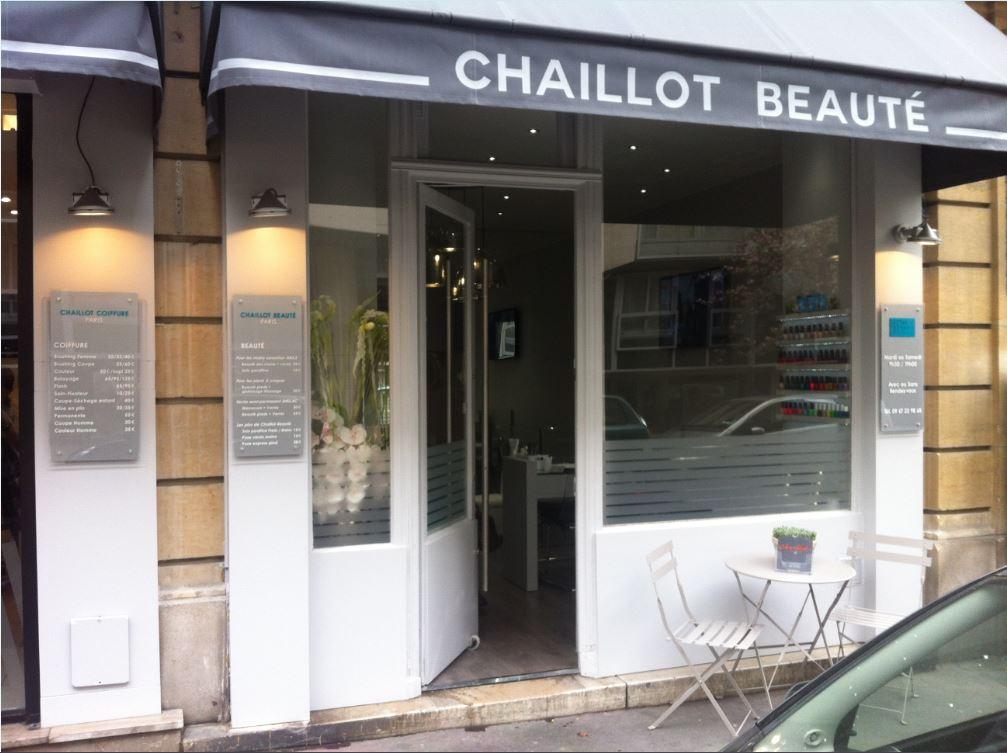 Enseignes lettres adhésives