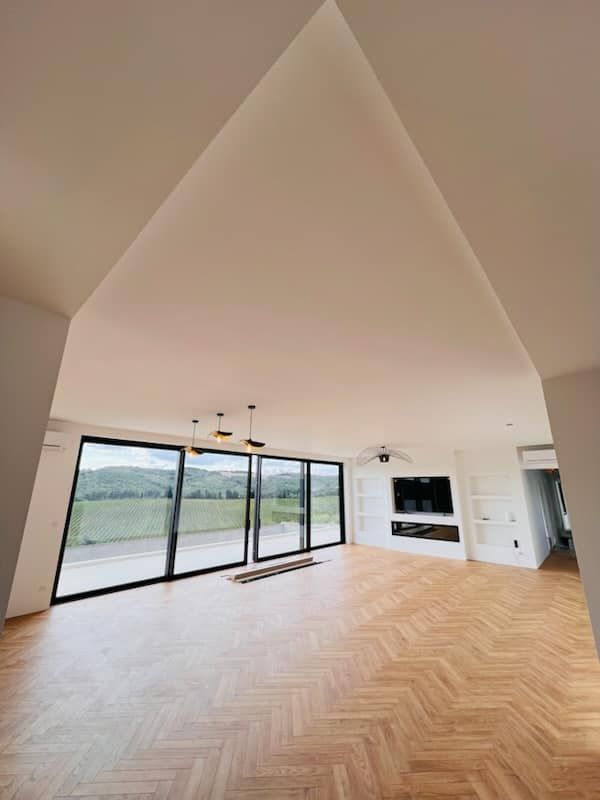 Finition pour la pose d'un plafond