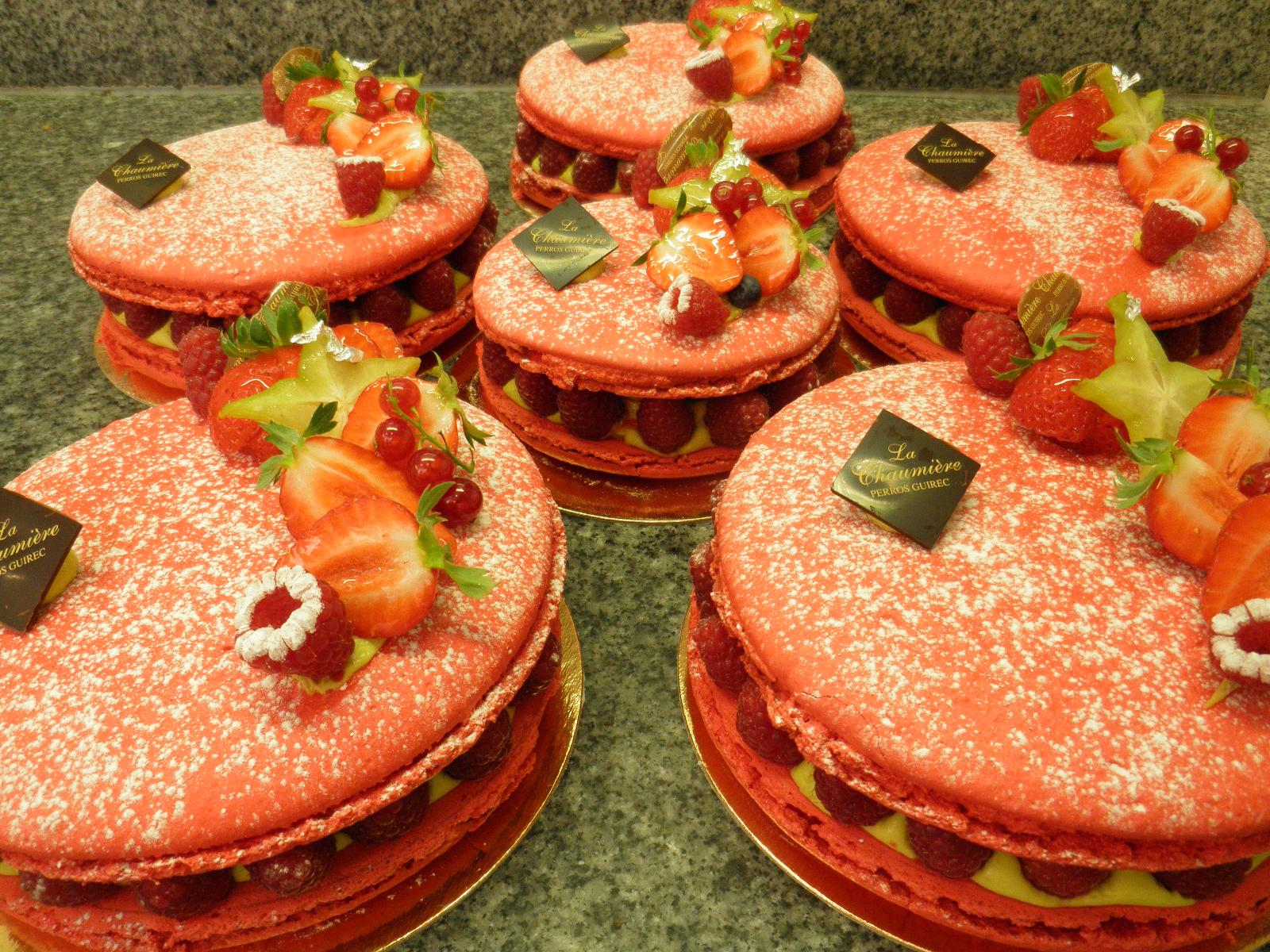 Grands macarons fraises ou framboises