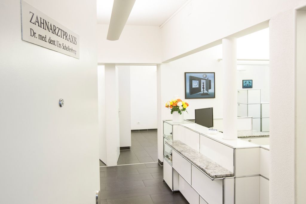 Zahnarztpraxis Dr. med. dent. Urs Schellenberg 7