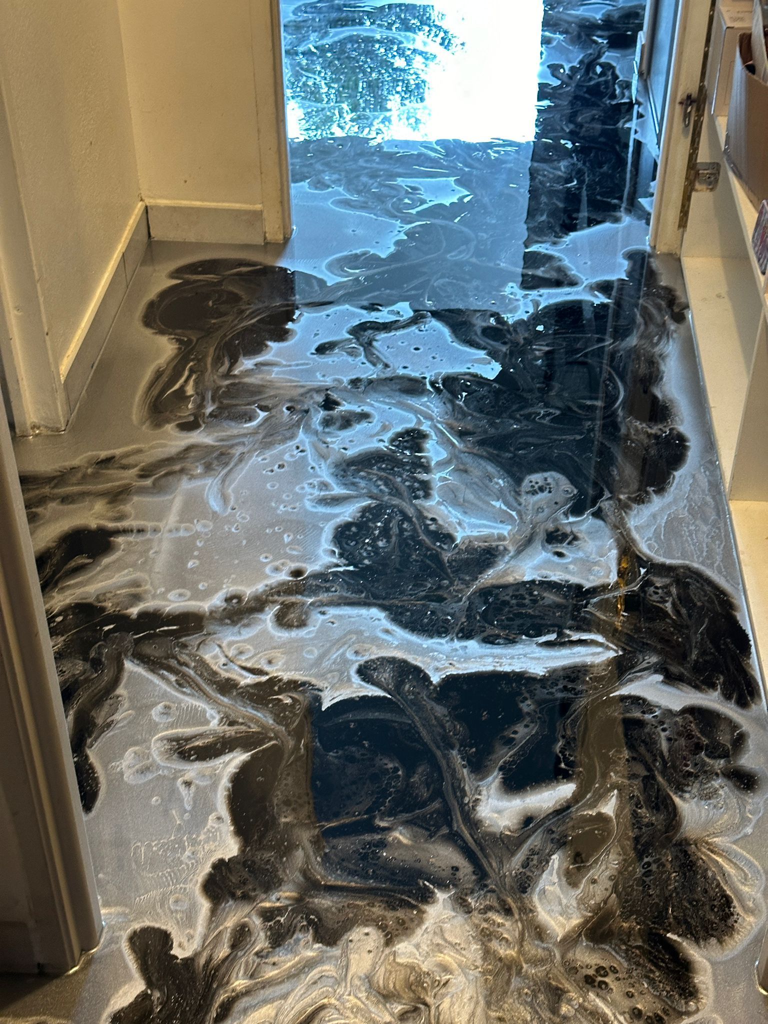 Détails d'une résine en époxy métallique dans une cuisine - PARI à Montpellier