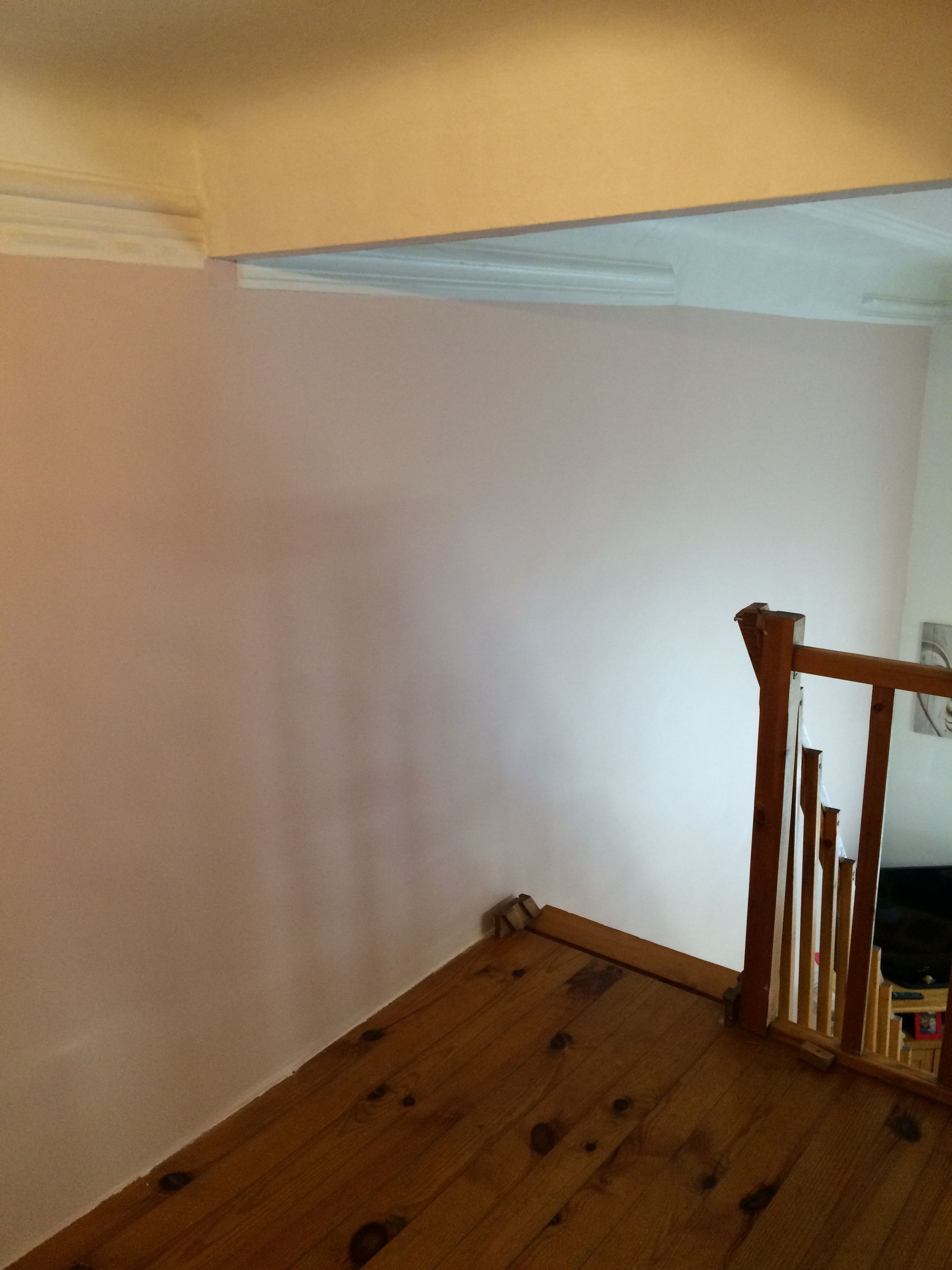 Situé en hauteur dans une mezzanine fraîchement rénovée.