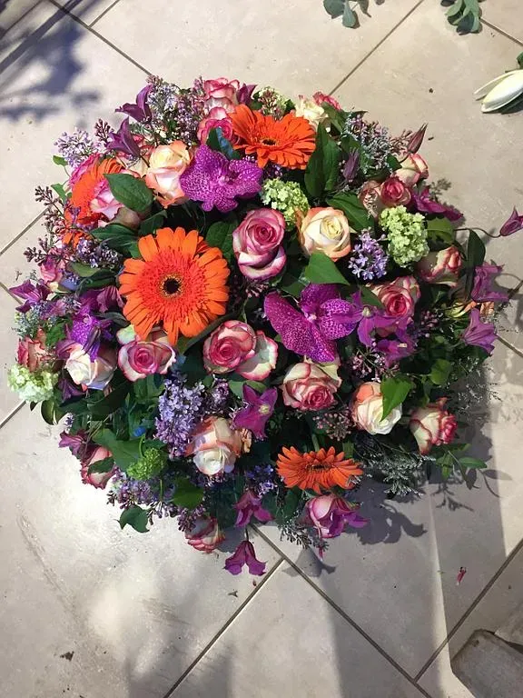 Décoration florale colorée