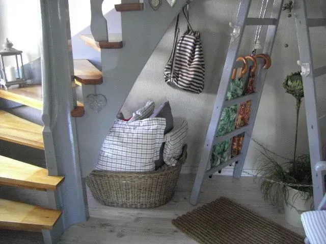 Renovierte Treppenstufen aus Holz