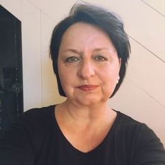 Martina Strittmatter, Physiotherapie und manuelle Lymphdrainage Anna Bucher