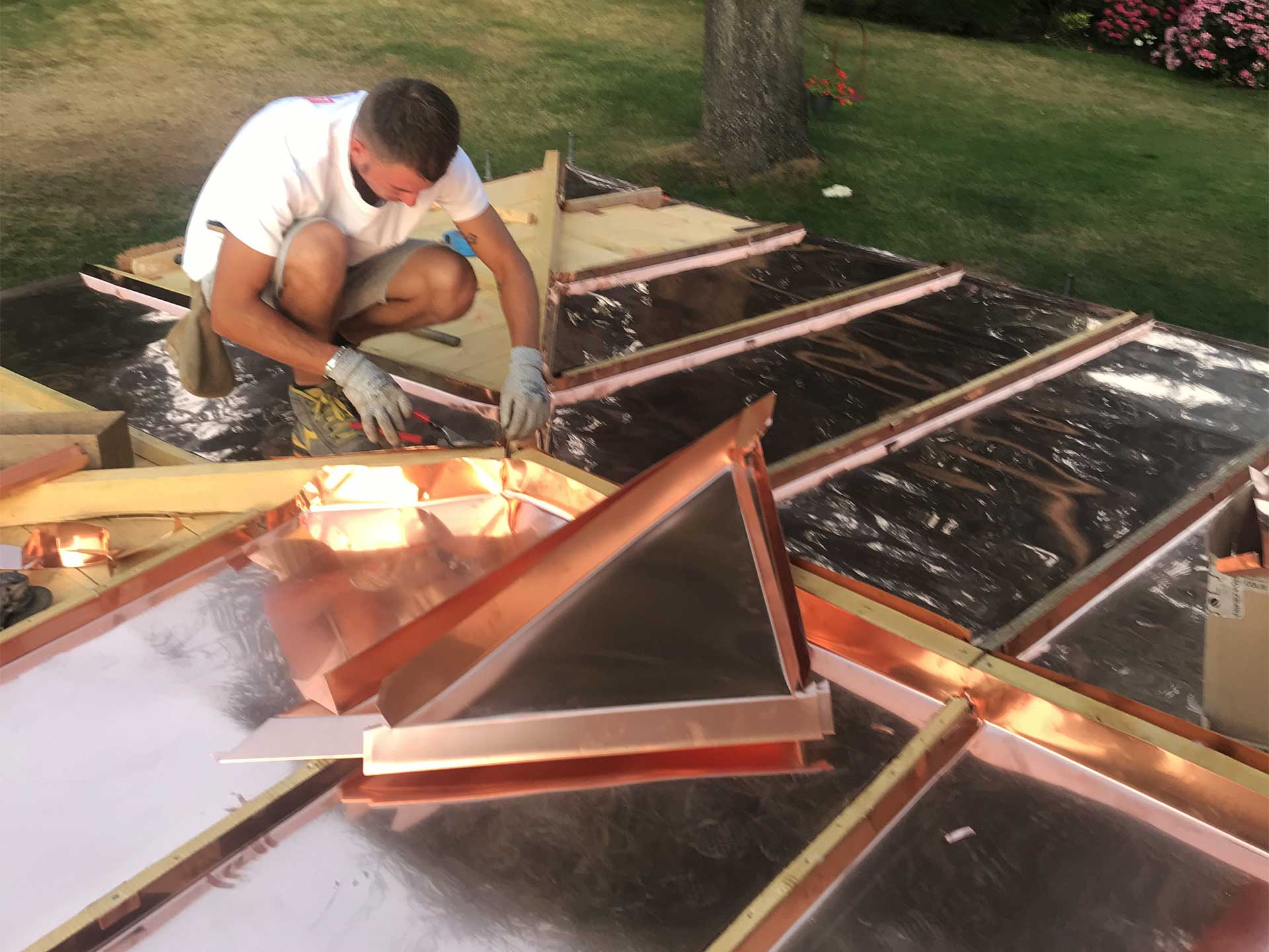 Toiture terrasse en cuivre à joints debouts