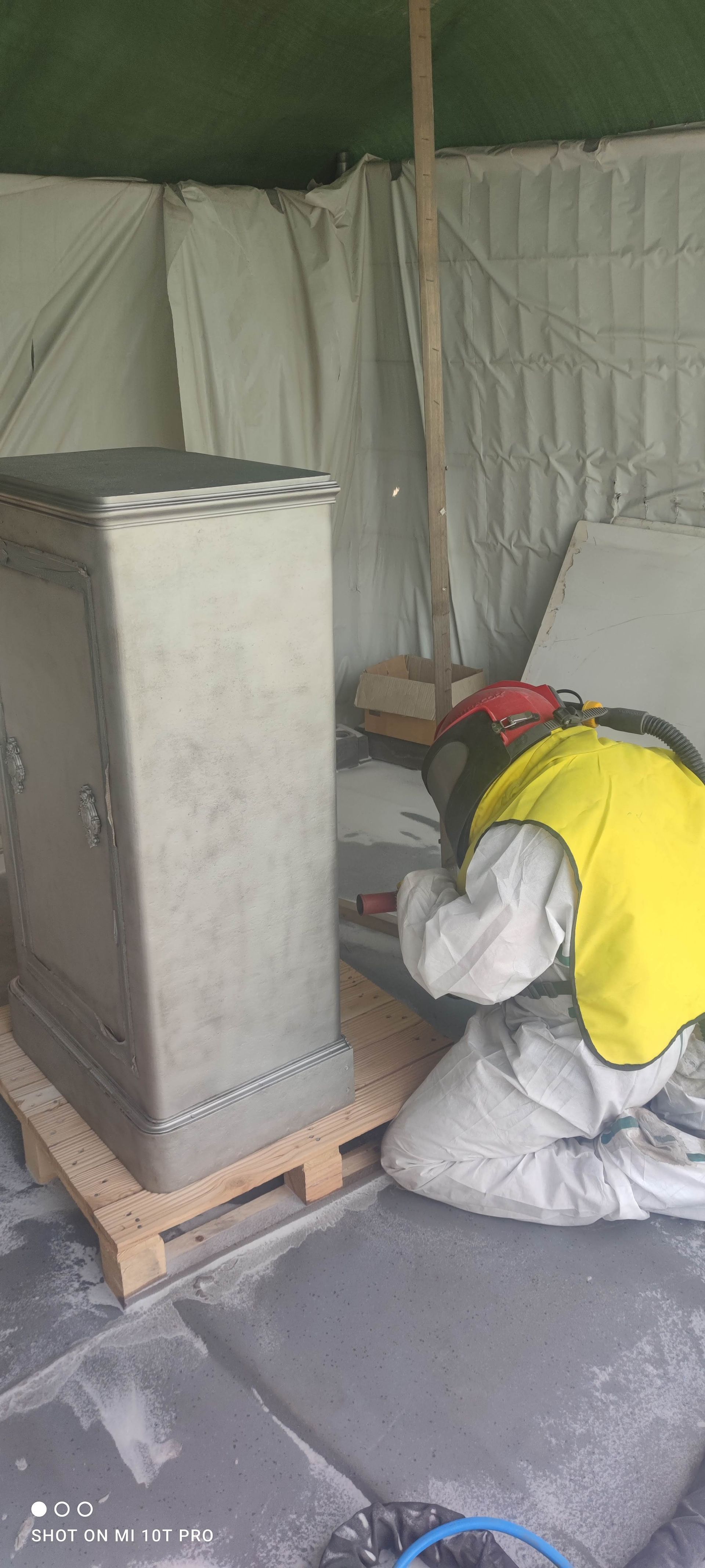 L'après-aérogommage d'un élément