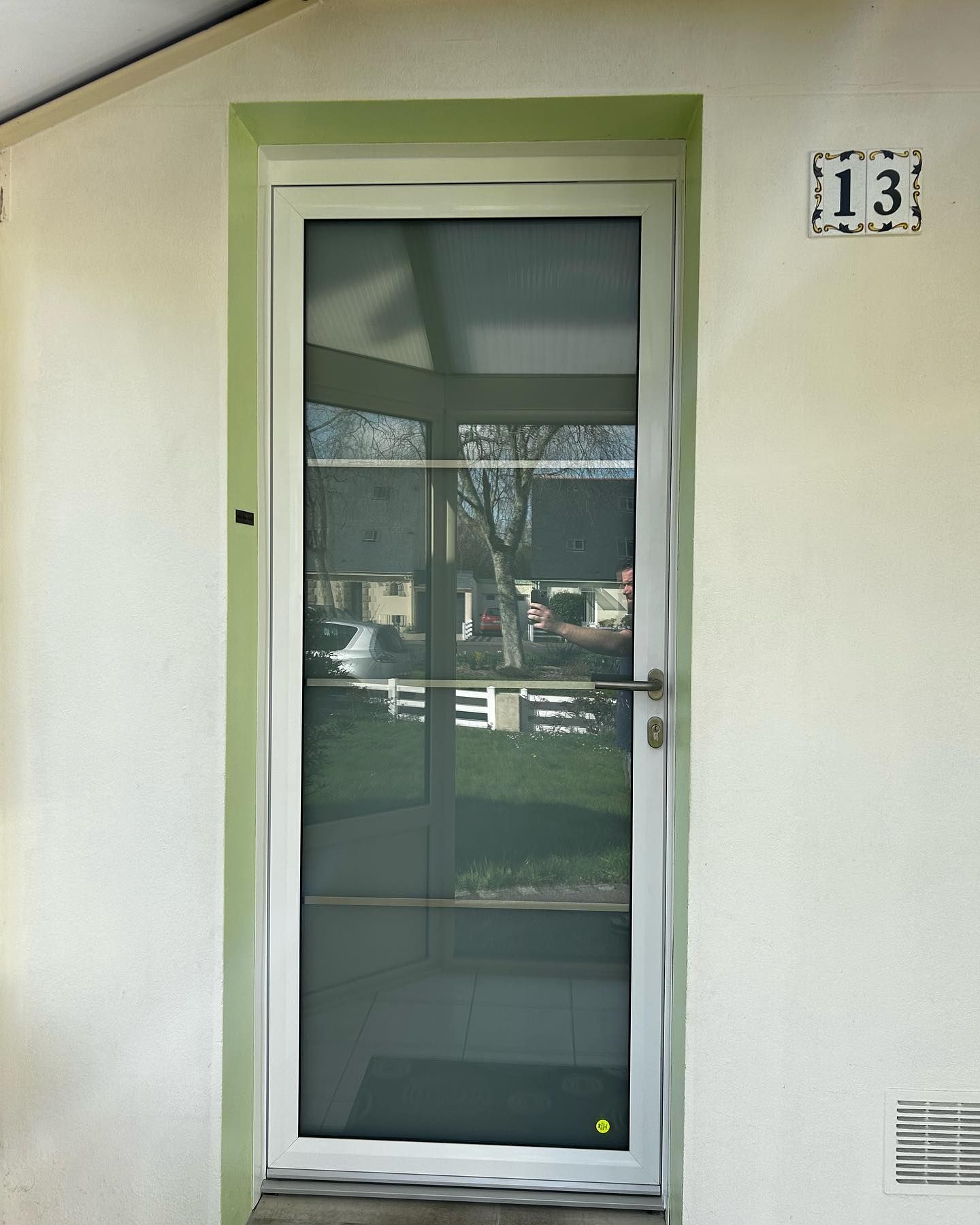 Porte d'entrée vitrée