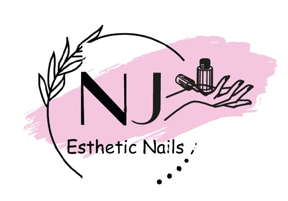 Un logotipo para uñas estéticas de Nueva Jersey con una mano sosteniendo una botella de esmalte de uñas.