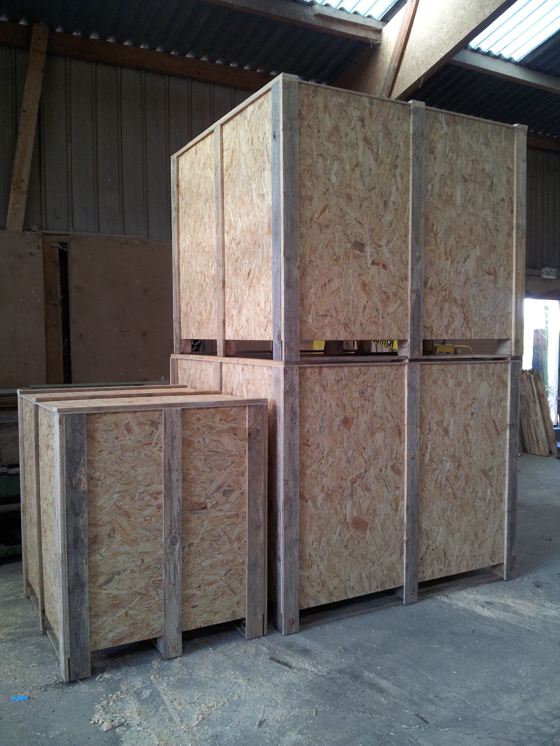 Divers types de caisses en bois
