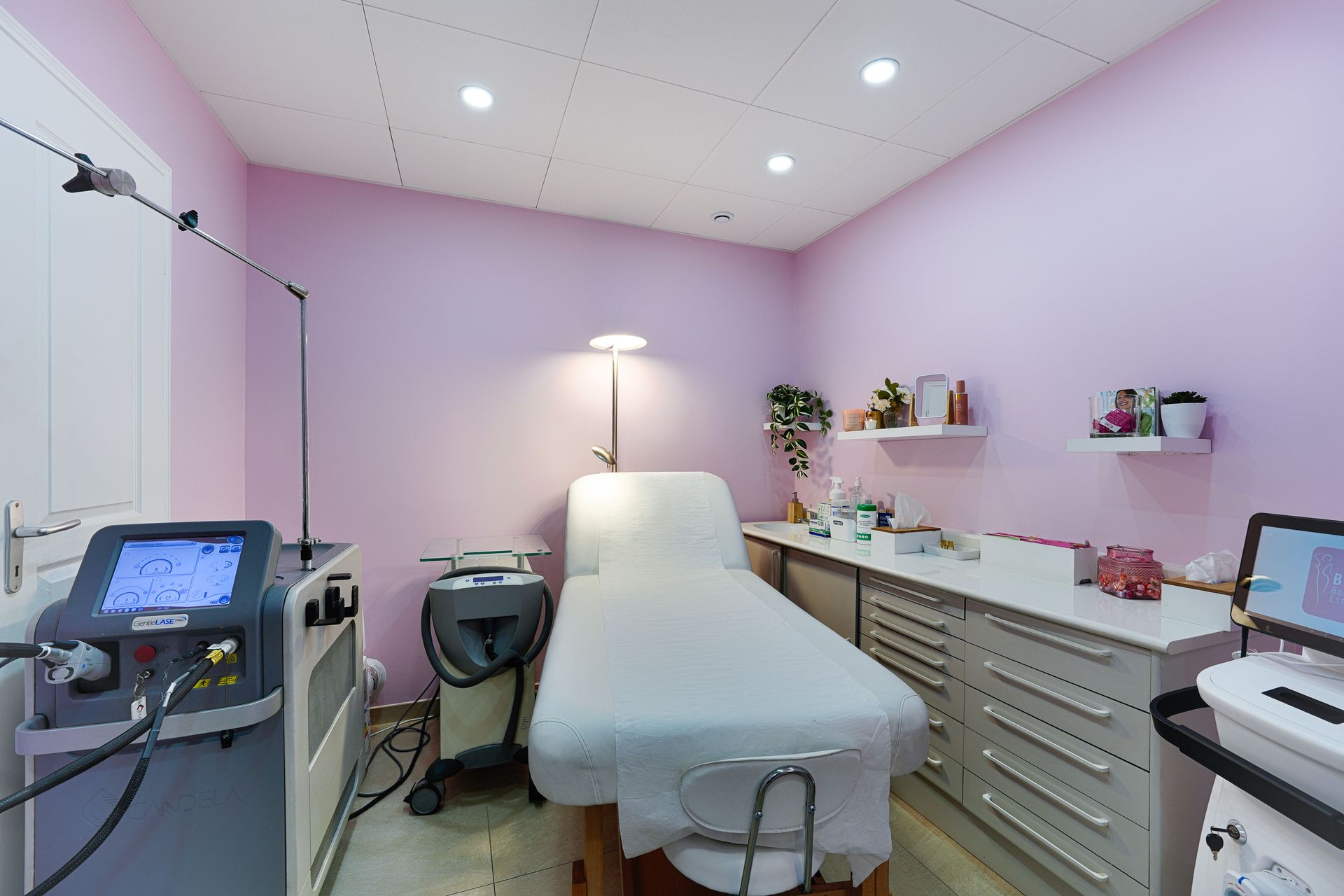 Salle d'épilation au laser.