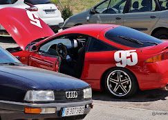 Deportivo rojo con el 