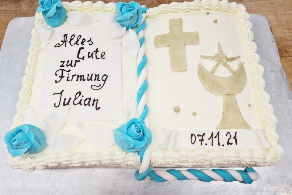 Dekorierte Torte zur Goldenen Hochzeit