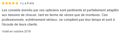 Un avis Google cinq étoiles rédigé en français, faisant l'éloge de la qualité des conseils et du service dans un magasin d'optique.