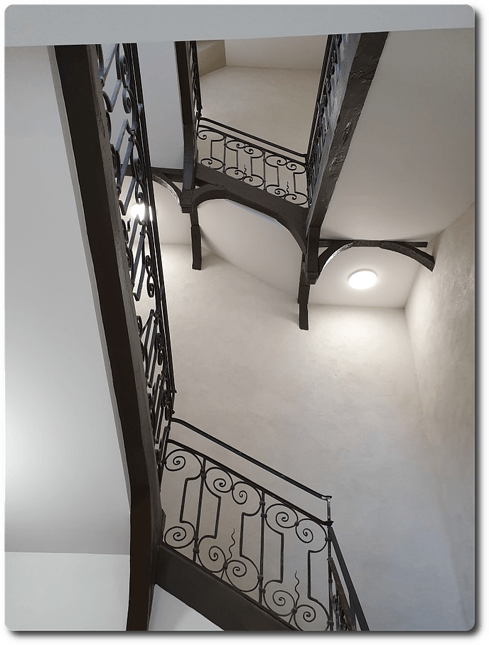 Cage d'escalier peinture Moulins