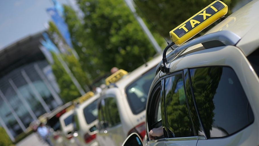 A. Abdulhamid casa-Sihltal Taxi