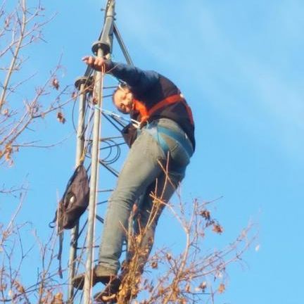 Notre antenniste intervient pour l'installation de votre antenne