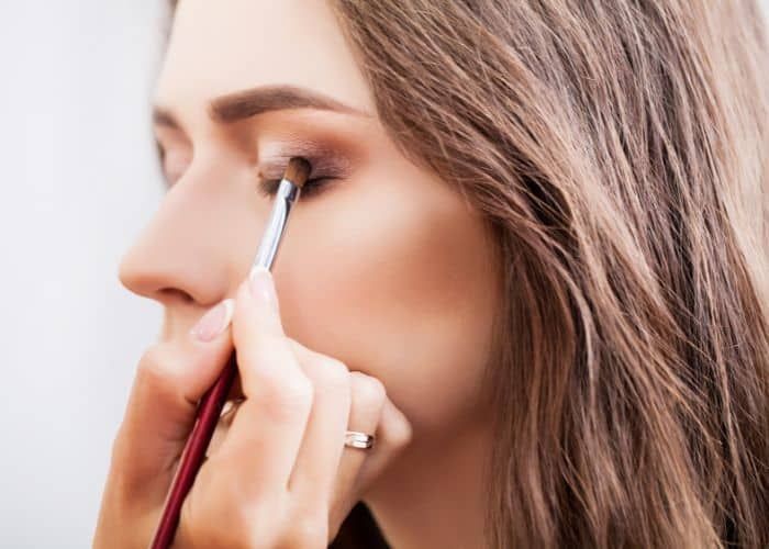 Prestation de maquillage à Sauvagnon