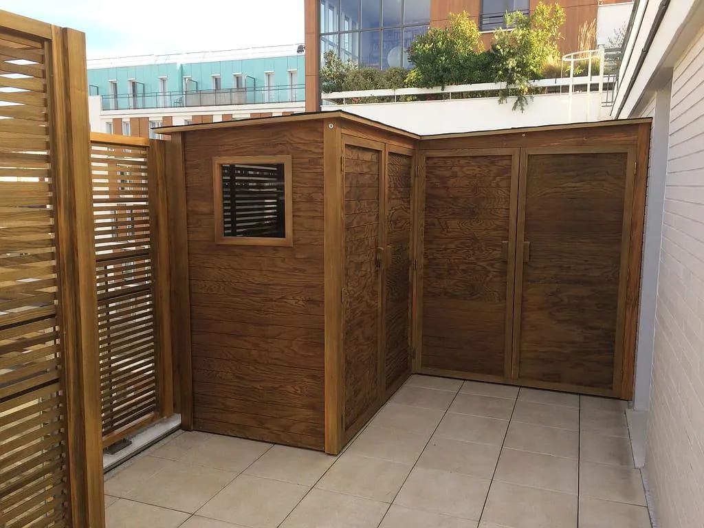 Extension en bois et abri de jardin