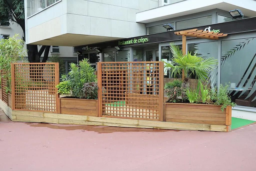 Brise vue moderne en bois