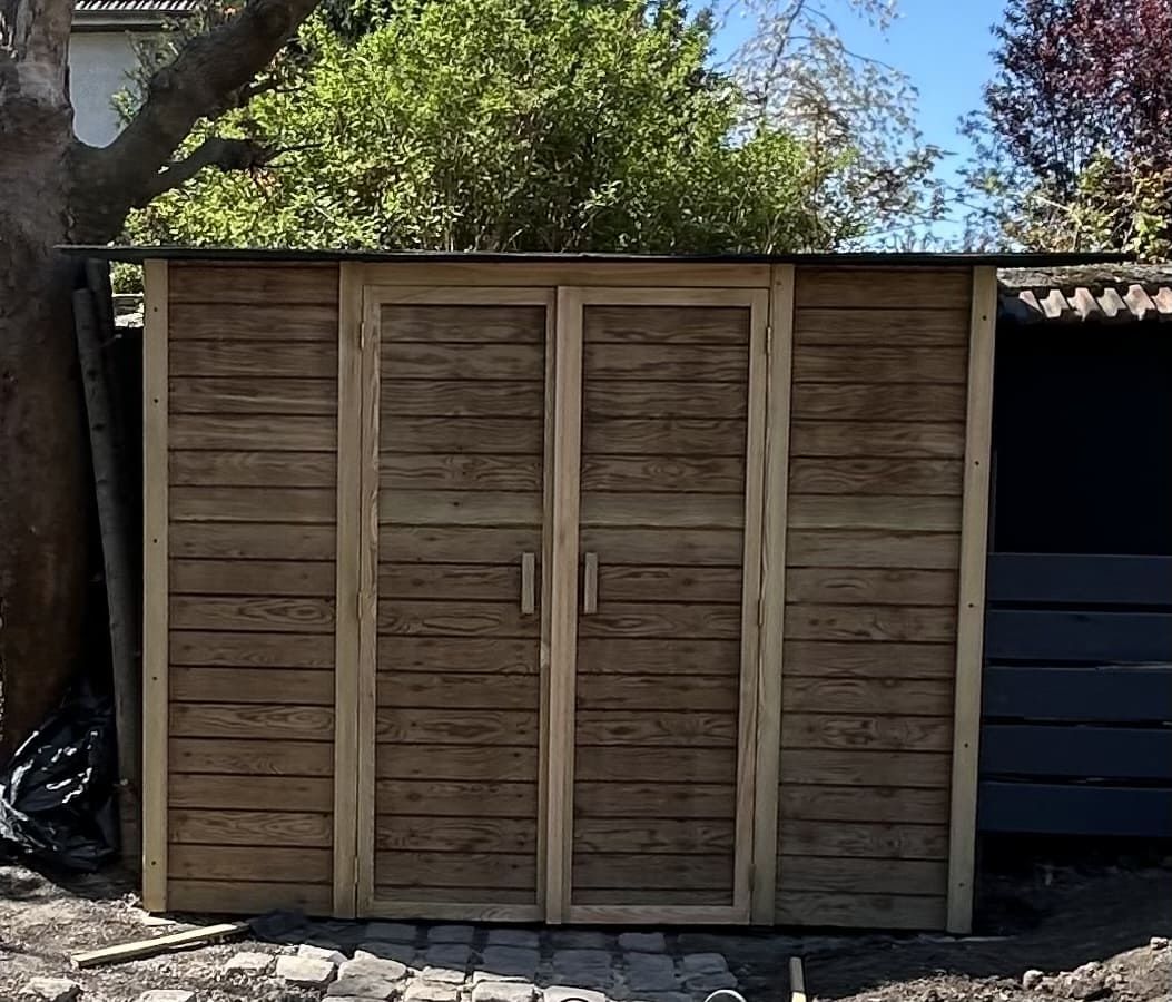Réfection d'un abri de jardin en bois à Saint Prix