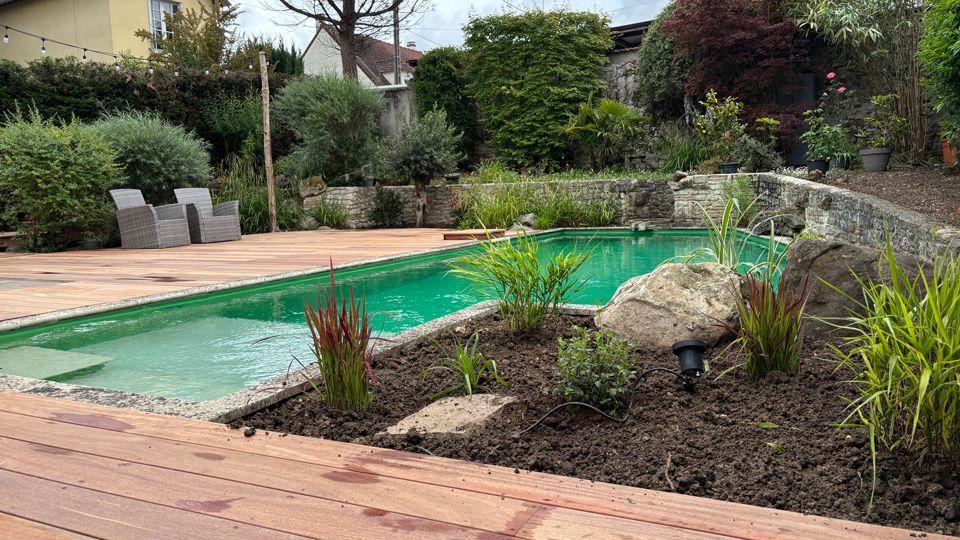 Deck piscine terrasse en bois exotique Ipé
