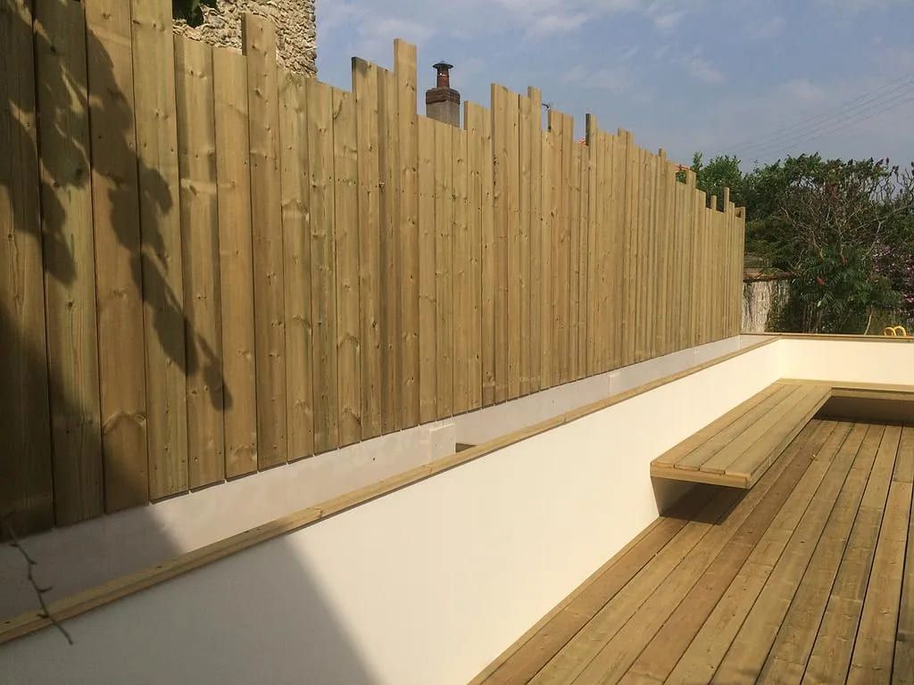 Brise-vue moderne en bois