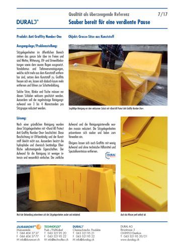 Grosse Sitze aus Kunststoff