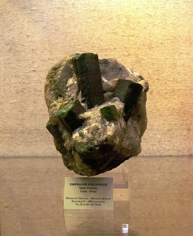 Minéraux Cristaux - Manuela Schaaf - Emeraude
