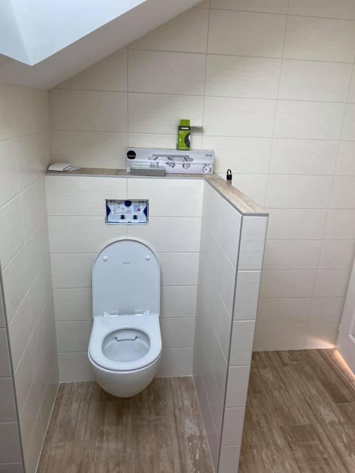 WC en cours de rénovation.