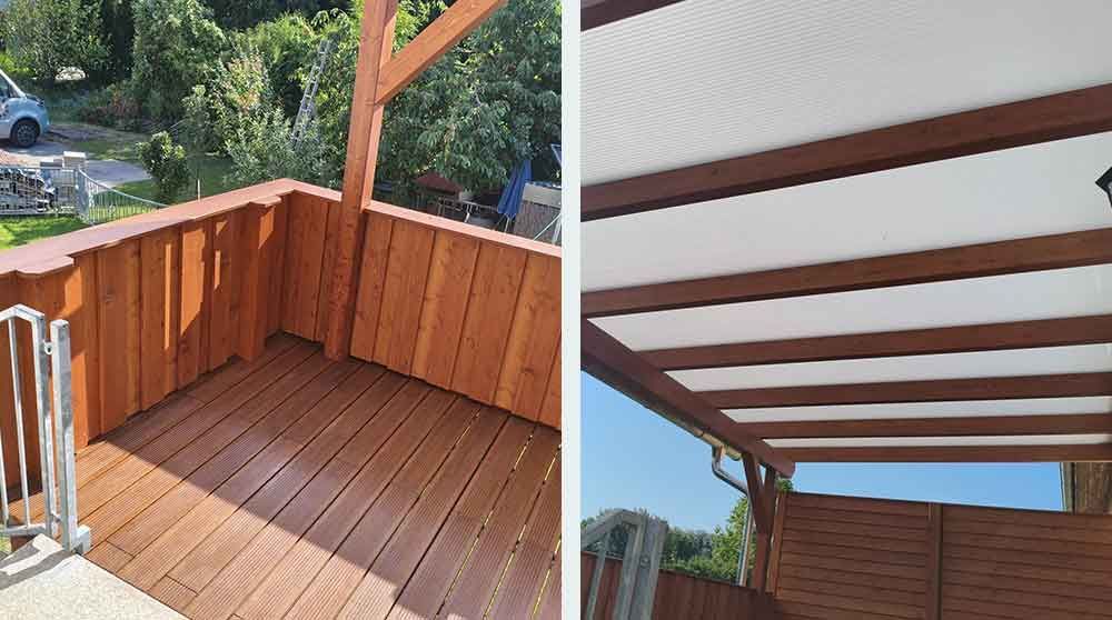 Holzterrasse mit Geländer und Dachbalken, in warmen Brauntönen mit blauem Himmel darüber