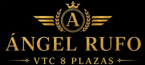 Logotipo de Gold Angel Rufo con escudo de laurel y alas sobre fondo negro, con la inscripci&oacute;n &ldquo;VTC 8 Plazas&rdquo;.