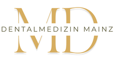 Goldenes MD-Monogramm-Logo mit dem Text „DENTALMEDIZIN MAINZ“ auf weißem Hintergrund