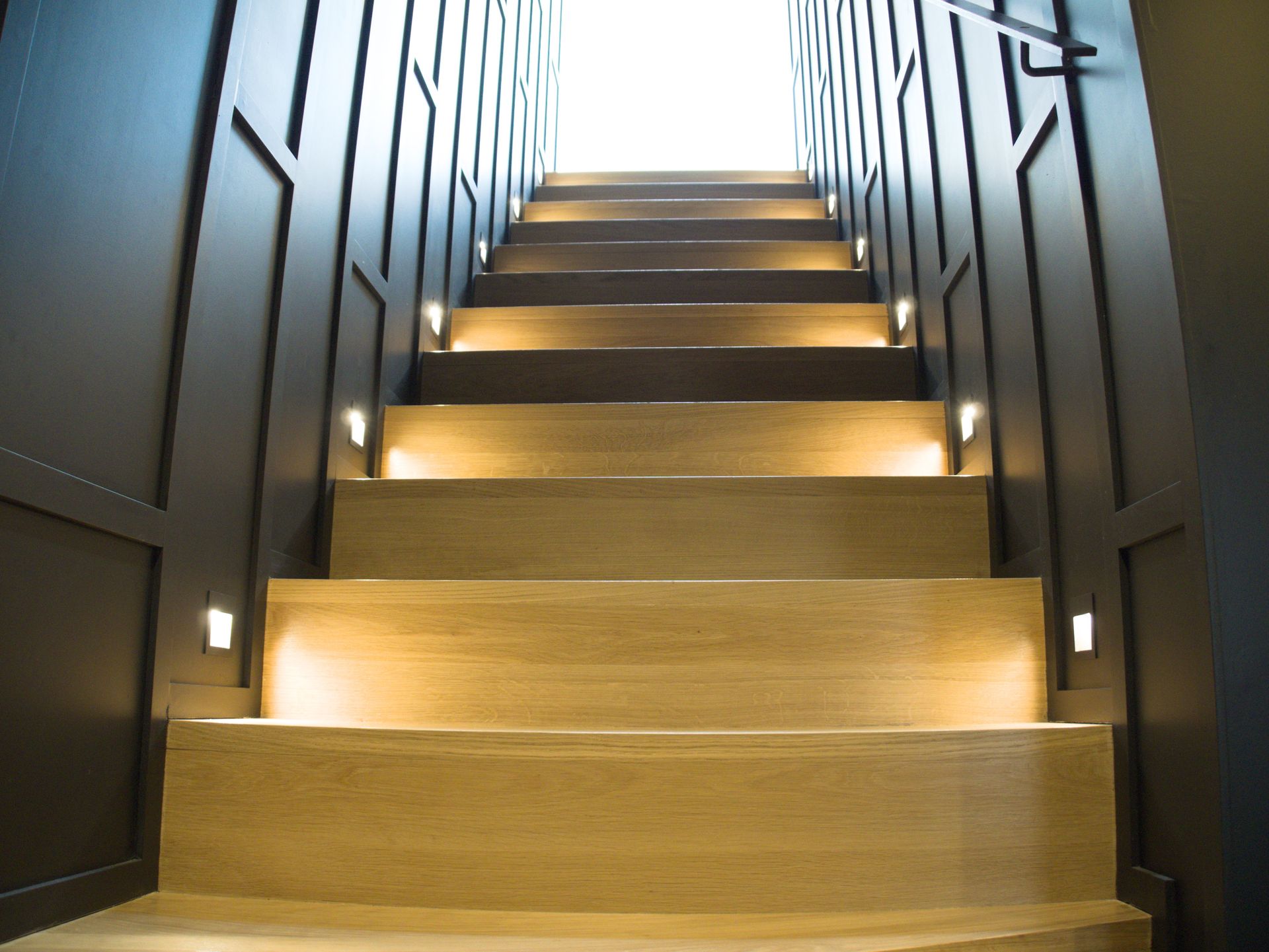 Escaliers éclairés par des led