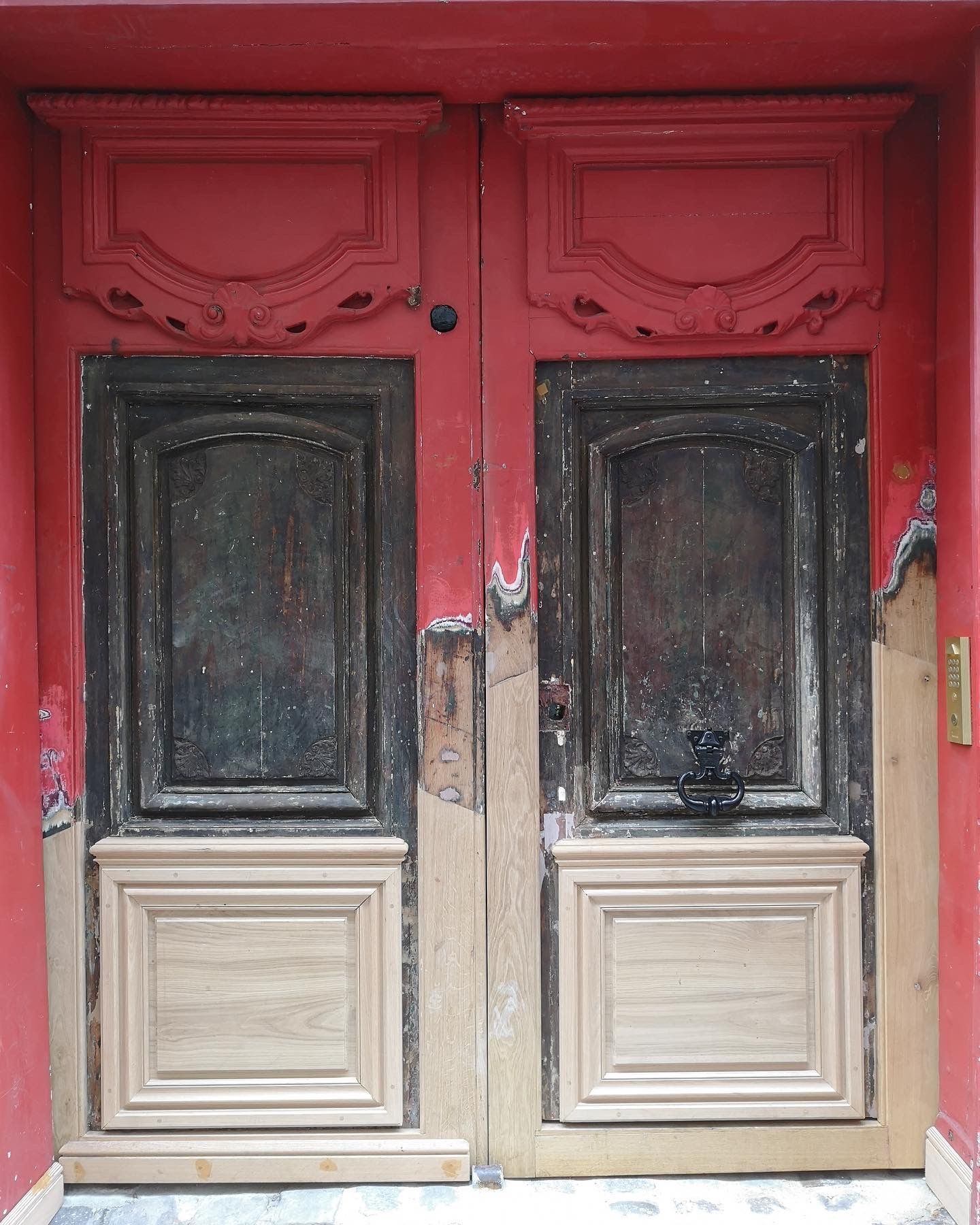 Porte cochère à restaurer