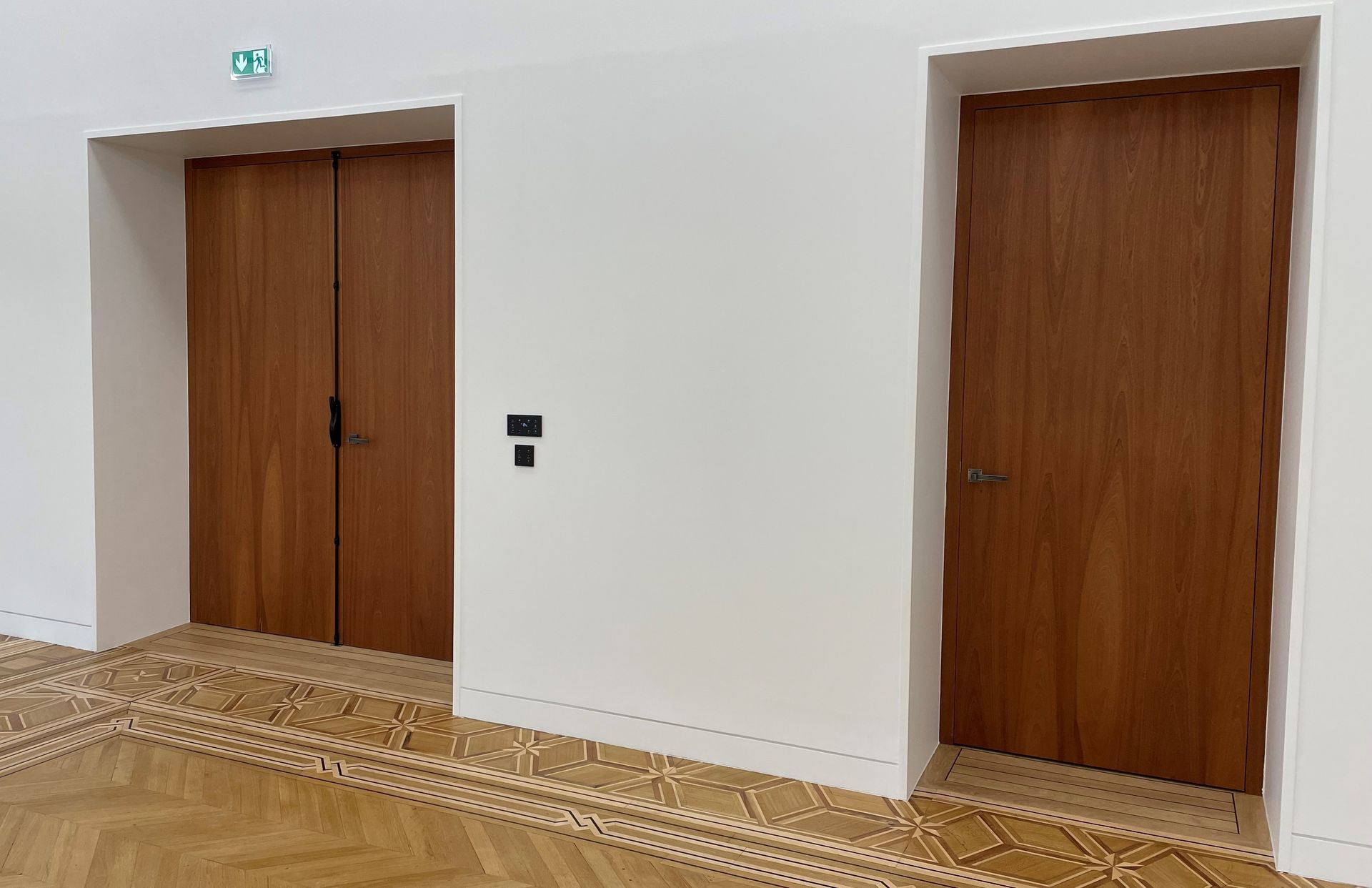 Portes intérieurs doubles et simple