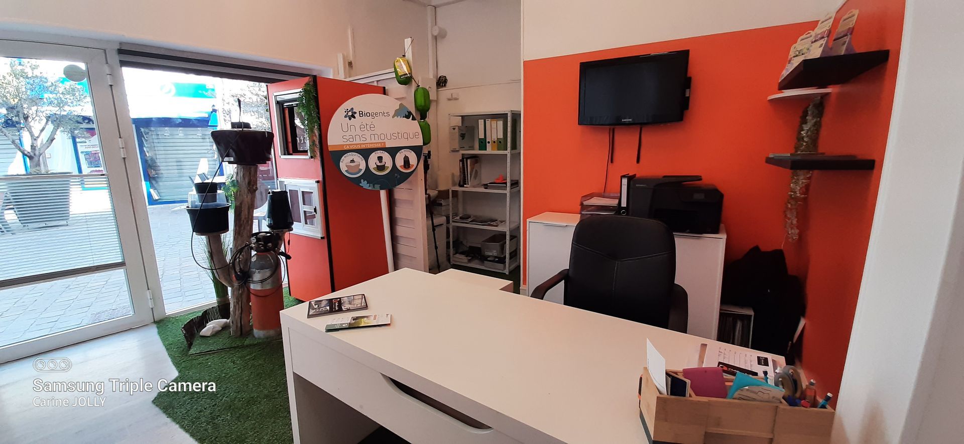 Bureau dans le magasin