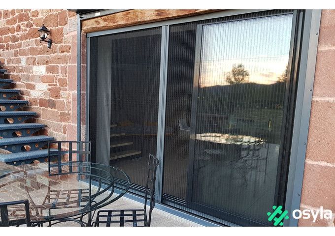 Pose d'une moustiquaire