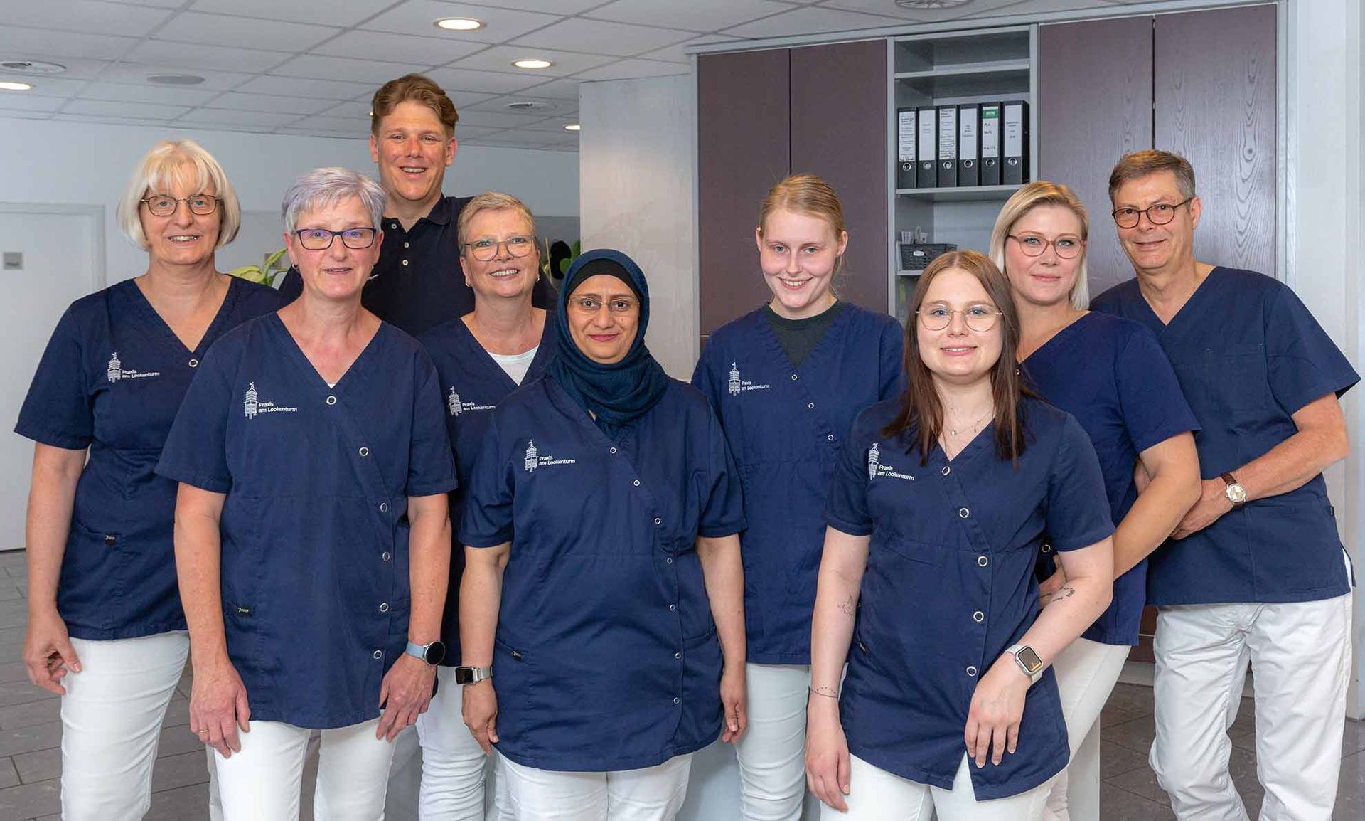Das engagierte Praxisteam der Urologischen Gemeinschaftspraxis am Lookenturm in Lingen.