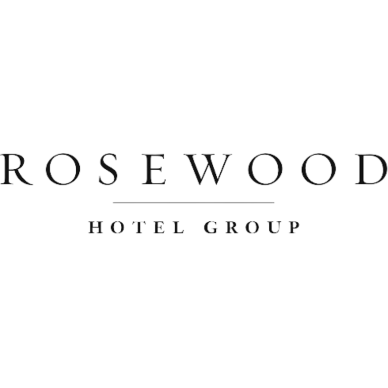 Logo du groupe hôtelier Rosewood en caractères noirs sur fond blanc